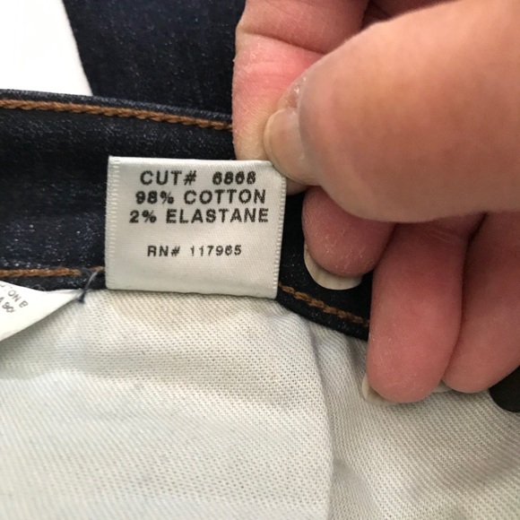 J. brand babe flare jeans. - Picture 8 of 8